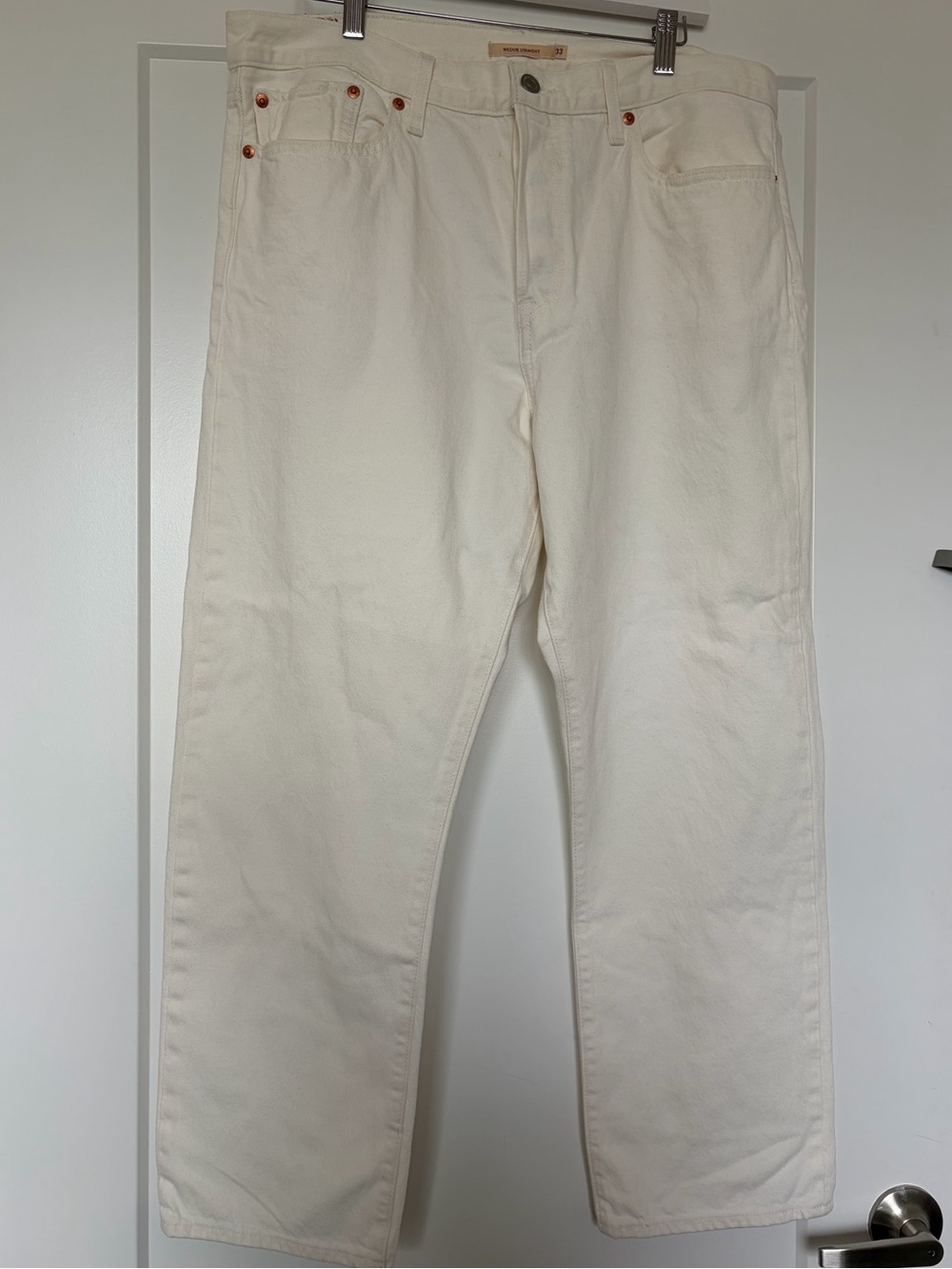 Levi’s Wedgie Straight Off-White Cream Denim Jeans | Size 33